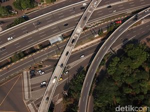 4 Fakta Proyek Tol Dalkot yang Dicolek Hotman Paris