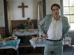 Robert Pattinson Merasa Seperti Nabi dalam The Devil All The Time