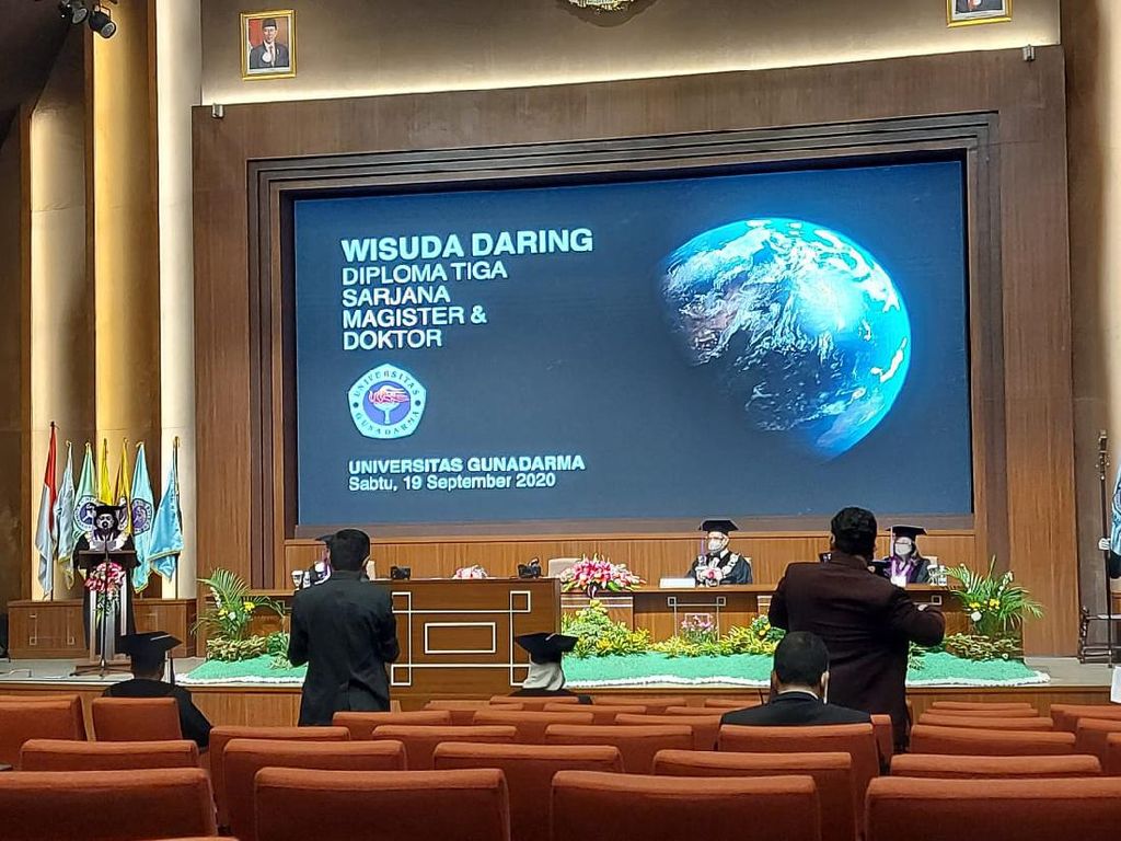Universitas Gunadarma Gelar Wisuda Daring Lewat TV Digital Komunitas Universitas Gunadarma Gelar Wisuda Daring Lewat TV Digital Komunitas