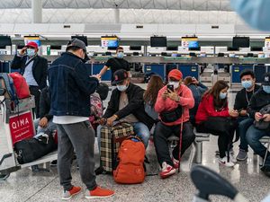 China Izinkan WNA Masuk Wilayahnya