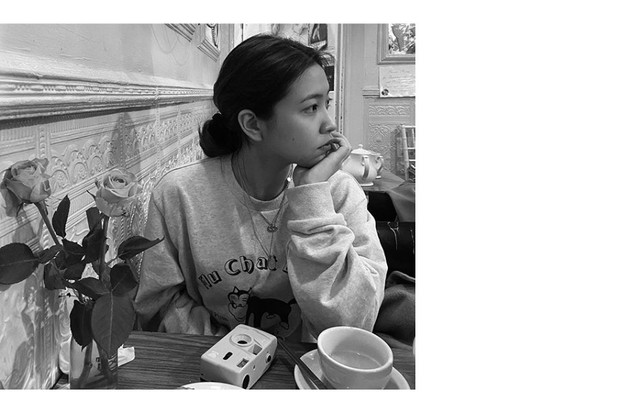 foto hitam putih Yeri RED VELVET