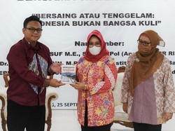 Bedah Buku, Dede Yusuf Ungkap 5 Jurus Atasi Masalah Tenaga Kerja di RI
