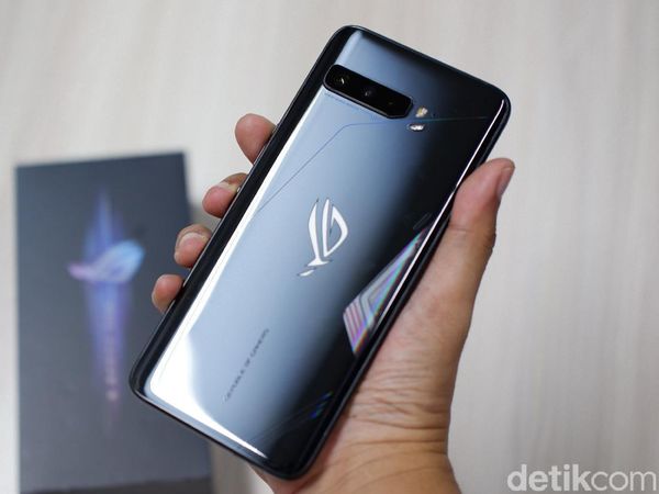 Lebih Dekat dengan Asus ROG Phone 3, Ponsel Gaming Rp 10 Juta