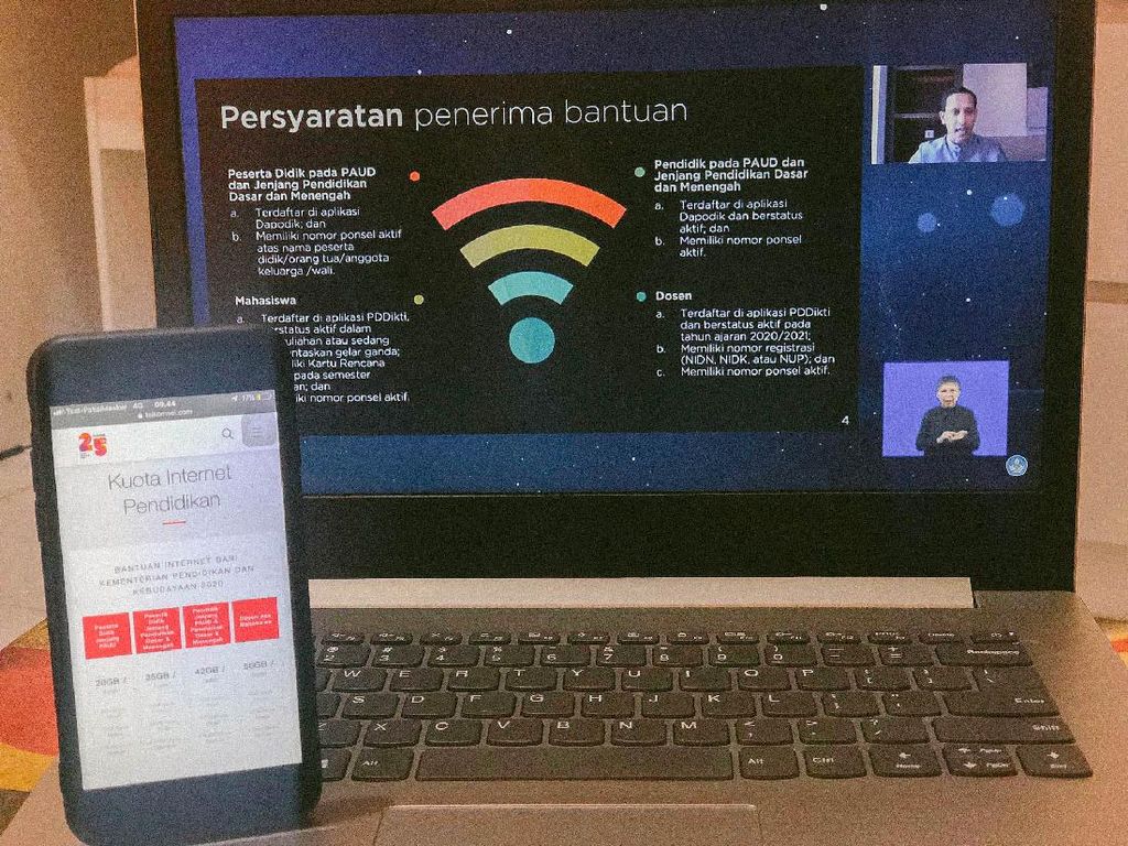 Banyak Siswa di Daerah Tak Bisa Gunakan Bantuan Kuota Pelajar Banyak Siswa di Daerah Tak Bisa Gunakan Bantuan Kuota Pelajar