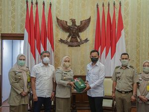 Bima Arya Terima 110 Sertifikat Aset dari BPN Kota Bogor