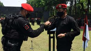 Danjen Kopassus Terima Brevet Anti Teror