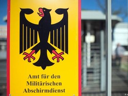 Gagal Tangkal Ekstrem Kanan, Menhan Jerman Pecat Direktur Intelijen Militer