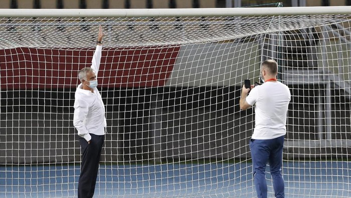 SKOPJE, MACEDONIA - SEPTEMBER 24: Jose Mourinho, Manager of Tottenham Hotspur inspects the goal posts and has his photograph taken ahead of the UEFA Europa League third round qualifying match between Shkendija and Tottenham Hotspur at National Arena Todor Proeski on September 24, 2020 in Skopje, Macedonia. Football Stadiums around Europe remain empty due to the Coronavirus Pandemic as Government social distancing laws prohibit fans inside venues resulting in fixtures being played behind closed doors. (Photo by Srdjan Stevanovic/Getty Images)