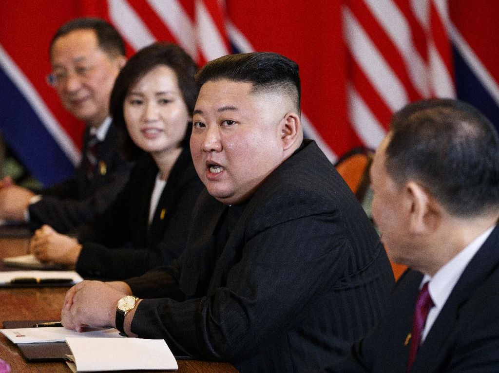 Saat Kim Jong Un Curi Start Disuntik Vaksin Corona China Saat Kim Jong Un Curi Start Disuntik Vaksin Corona China