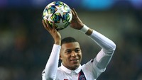 2019 – Kylian Mbappe (Paris Saint-Germain)41 gol | 81 menit per gol. Foto: Getty Images/Dean Mouhtaropoulos