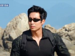 8 Potret Pesona Kapten Angkatan Laut Korsel yang Kini Jadi Selebriti