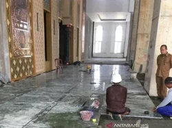 Keren! Masjid di Aceh Ini Punya Lantai dari Batu Giok