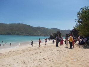 Potret Pantai Kuta Lombok yang Menawan