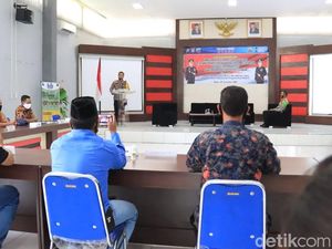 Polisi Ajak Warga Tuban Disiplin Protokol Kesehatan