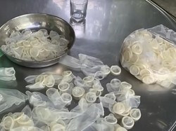 Vietnam Sita 345 Ribu Kondom Bekas yang Dicuci dan Dijual Lagi