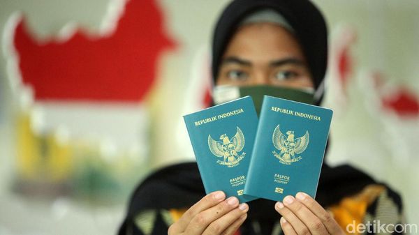 Sabar, Aturan Paspor 10 Tahun Belum Berlaku
