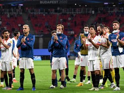 Sevilla Kalah dengan Kepala Tegak