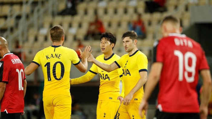 SKOPJE, MACEDONIA - SEPTEMBER 24: Heung-Min Son of Tottenham Hotspur celebrates with teammates after scoring his teams second goal during the UEFA Europa League third round qualifying match between Shkendija and Tottenham Hotspur at National Arena Todor Proeski on September 24, 2020 in Skopje, Macedonia. Football Stadiums around Europe remain empty due to the Coronavirus Pandemic as Government social distancing laws prohibit fans inside venues resulting in fixtures being played behind closed doors. (Photo by Srdjan Stevanovic/Getty Images)