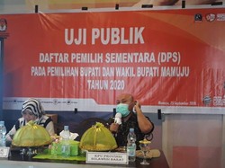 KPU Mamuju Uji Publik Data Pemilih Sementara Pilkada 2020