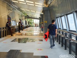 Wajah Baru Stasiun Bandung dengan Skybridge yang Instagrammable