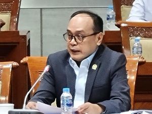 Golkar Dalami Makalah Komjen Sigit Saat Uji Calon Kapolri Besok Golkar Dalami Makalah Komjen Sigit Saat Uji Calon Kapolri Besok