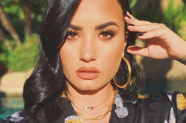 seleb Hollywood Demi Lovato alergi kucing