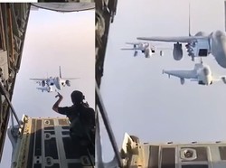 Gini Toh Pemotretan Formasi Pesawat Tempur di Udara