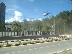Heli Polda Sultra Terbang Rendah di Atas Massa Aksi, Pilot Tak Laporan Heli Polda Sultra Terbang Rendah di Atas Massa Aksi, Pilot Tak Laporan