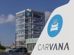 Jualan Mobil Bekas Pakai Vending Machine, Bapak-Anak Ini Punya Kekayaan Rp 319,7 T