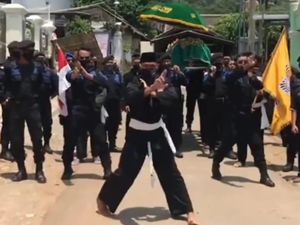 Viral Pesilat Iringi Pemakaman Polisi di Kota Madiun