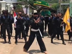 Viral Pesilat Iringi Pemakaman Polisi di Kota Madiun