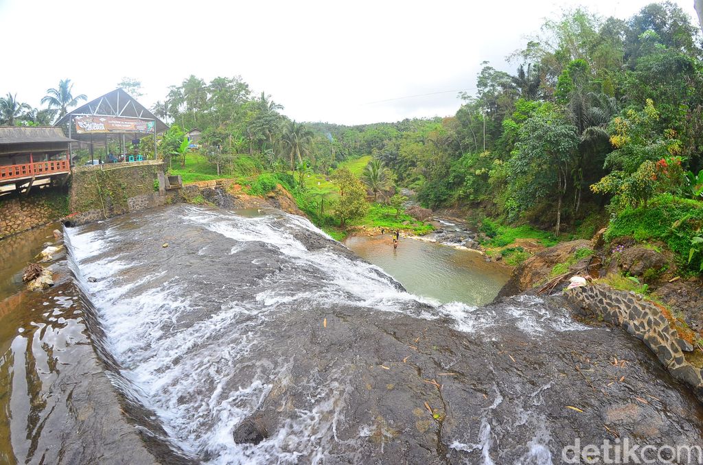 Curug Bilik di Pangandaran Curug Bilik di Pangandaran