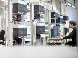 Contoh Modernisasi di Berbagai Bidang Beserta Pengertian, Ciri, dan Syaratnya