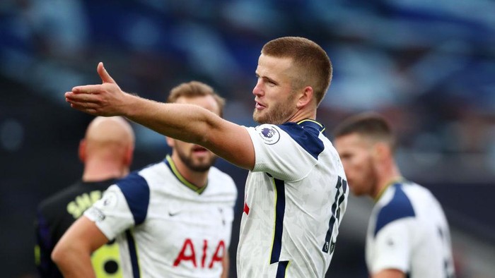 LONDON, ENGLAND - SEPTEMBER 27: Eric Dier of Tottenham Hotspur reacts during the Premier League match between Tottenham Hotspur and Newcastle United at Tottenham Hotspur Stadium on September 27, 2020 in London, England. Sporting stadiums around the UK remain under strict restrictions due to the Coronavirus Pandemic as Government social distancing laws prohibit fans inside venues resulting in games being played behind closed doors. (Photo by Clive Rose/Getty Images)