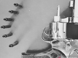 Heboh Aksi Polisi Koboi Acungkan Pistol Gegara Jengkel Disalip