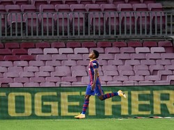 Busquets: Menangani Ansu Fati Itu Harus...