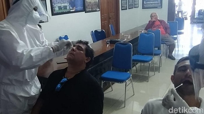 Arema FC menjalani swab test menjelang Shopee Liga 1.