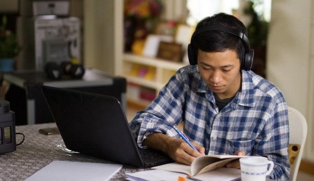 Cara membahagiakan suami/iStock
