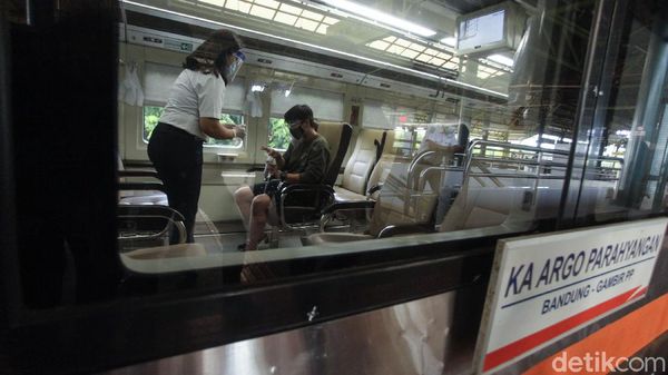 Cara PT KAI Tangkis Corona di Hari Kereta Api Nasional