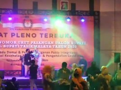 Heboh Video Dangdutan Berlatar Spanduk Rapat Pleno KPU Tasikmalaya