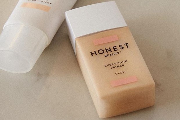 Honest Beauty Everything Primer/ Foto: Instagram.com/honest_beauty Honest Beauty Everything Primer merupakan salah satu primer untuk kulit kering