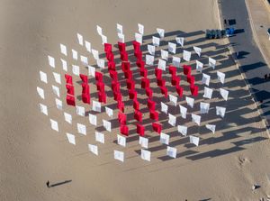 Instalasi In Memoriam dari Seniman Inggris untuk Korban COVID-19