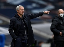 Chelsea Vs Tottenham: Mourinho Abaikan Klasemen