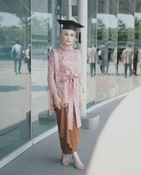 5 Inspirasi Model Kebaya Cantik Dan Kekinian Untuk Wisuda