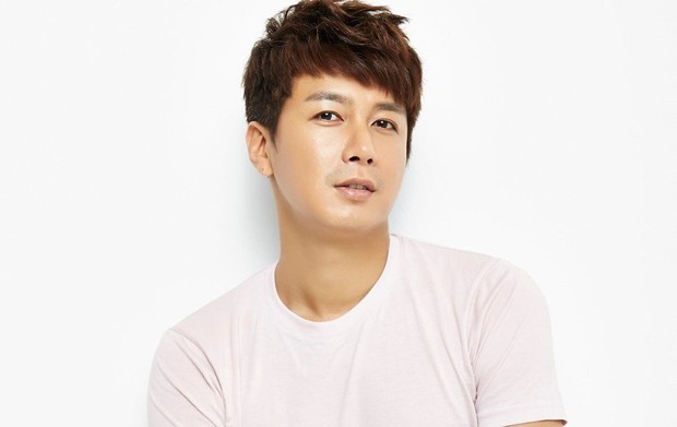 Setelah kekasih hamil, Kim Seung Hyun memutuskan pensiun dan ingin jadi ayah yang baik.