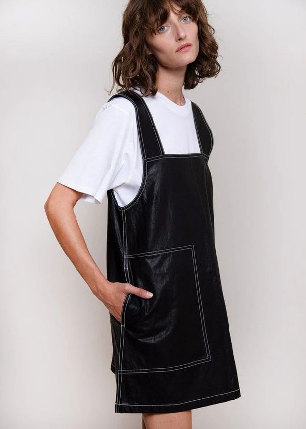 Nah kalo yang satu ini cocok banget nih dikenakan buat kamu yang mau tampil feminim tapi tetap sederhana!