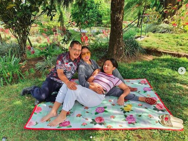 Potret Kebahagiaan Mayangsari dan Bambang Trihatmodjo