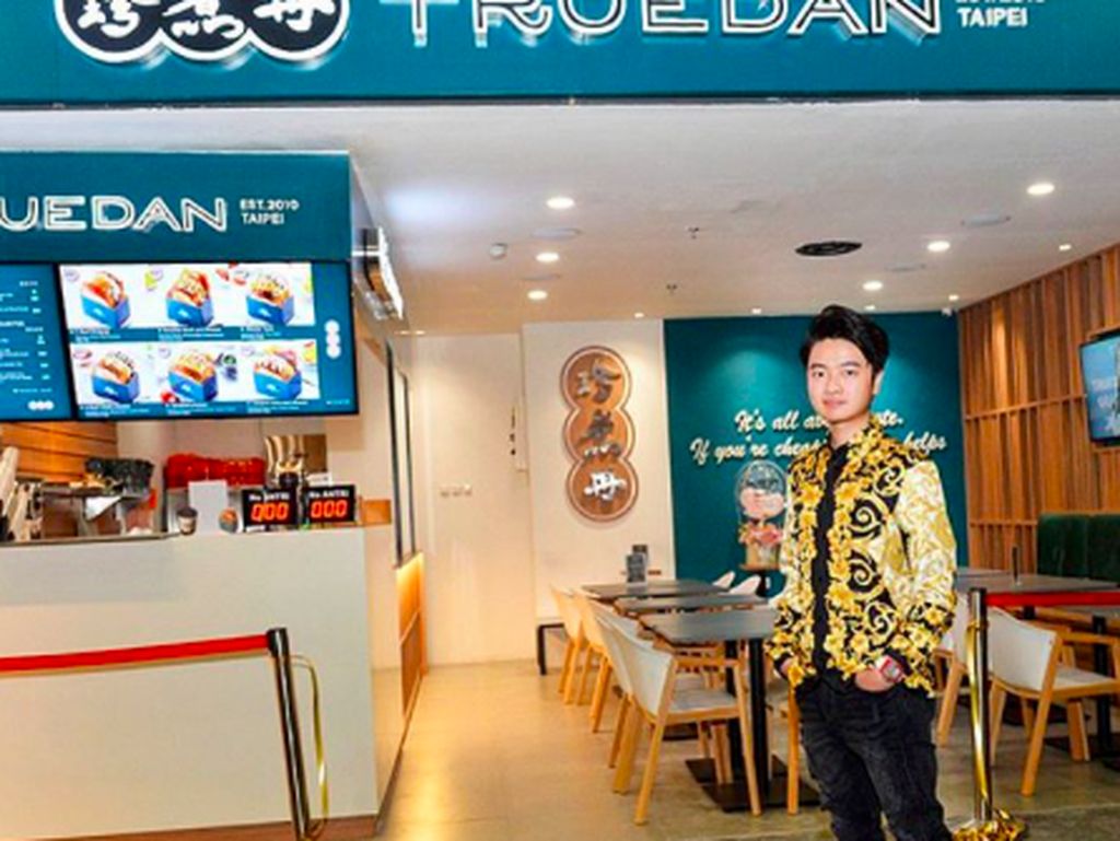 Bisnis Kuliner Melvin Tenggara, Crazy Rich Surabayan yang Sumbang Ribuan APD