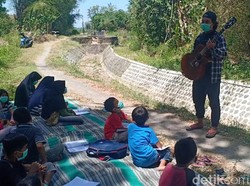 Kisah Pencipta Lagu Los Dol Beri Les Gratis ke Anak Petani di Madiun