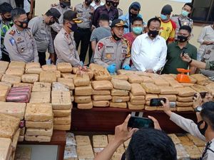 Polres Empat Lawang Gagalkan Pengiriman 748 Kg Ganja